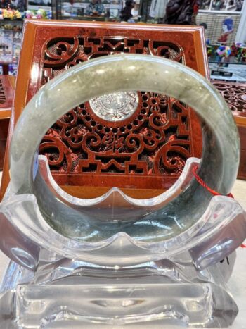 A large clear glass bowl sitting on top of a table.