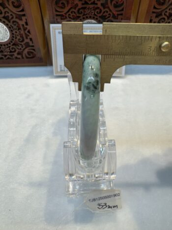 Certified Real Jade Bangle (Jadeite) #5001902, size 53mm - Image 5