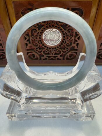 Certified Real Jade Bangle (Jadeite) #4001504 size 56mm - Image 4