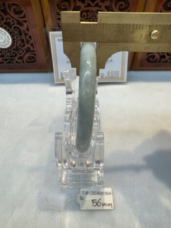 Certified Real Jade Bangle (Jadeite) #4001504 size 56mm - Image 5