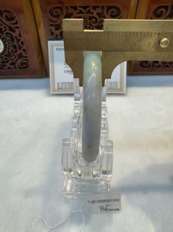 Certified Real Jade Bangle (Jadeite) #5001952 size 56mm - Image 7
