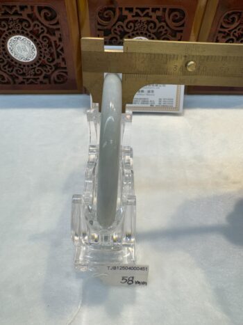 Certified Real Jade Bangle (Jadeite) #4000451 size 58mm - Image 4