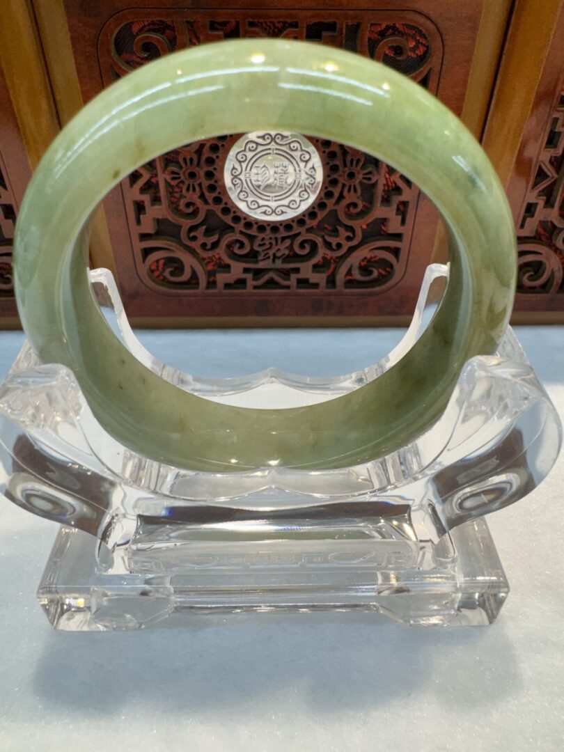 Certified Real Jade Bangle (Jadeite) #4003207 size 53mm - Image 4