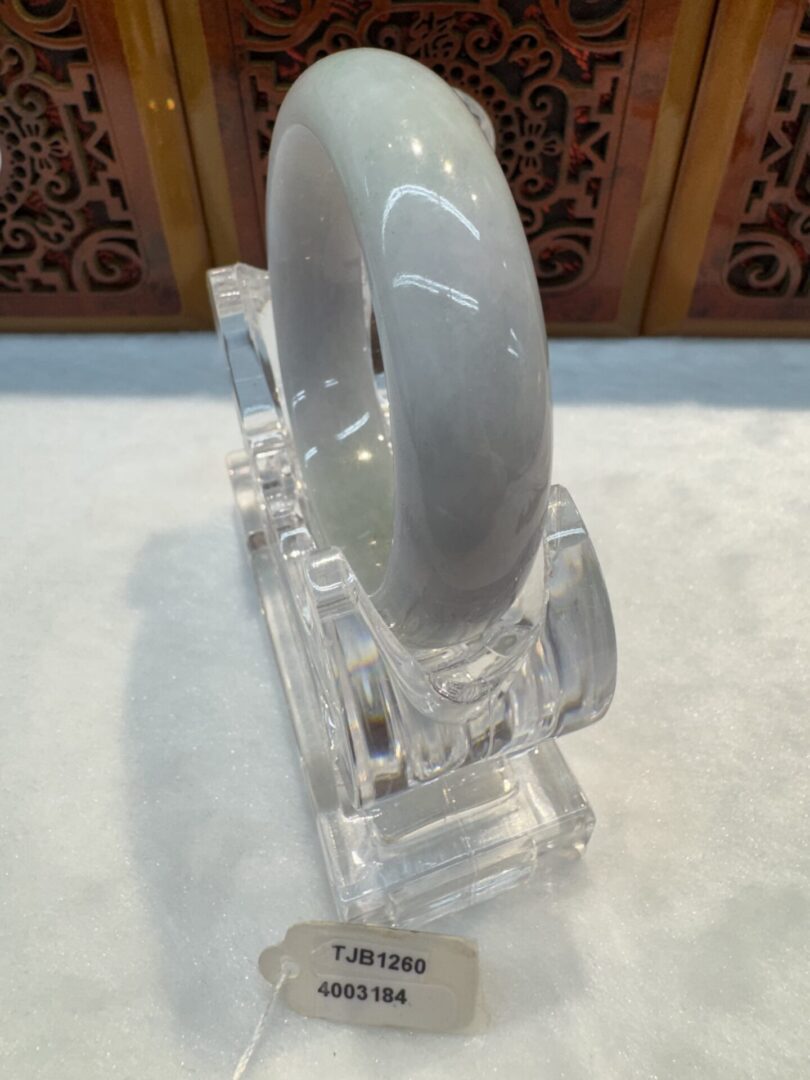 Certified Real Jade Bangle (Jadeite) #4003184 size 53mm - Image 6