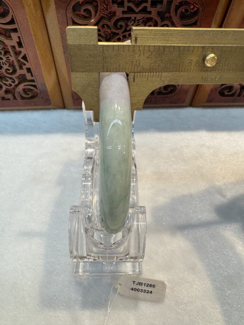 Certified Real Jade Bangle (Jadeite) #4003324 size 53mm - Image 7