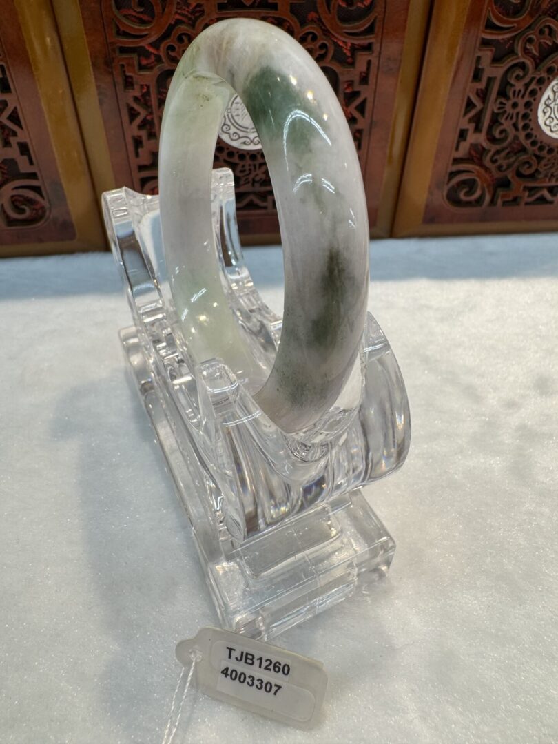 Certified Real Jade Bangle (Jadeite) #4003307 size 53mm - Image 6