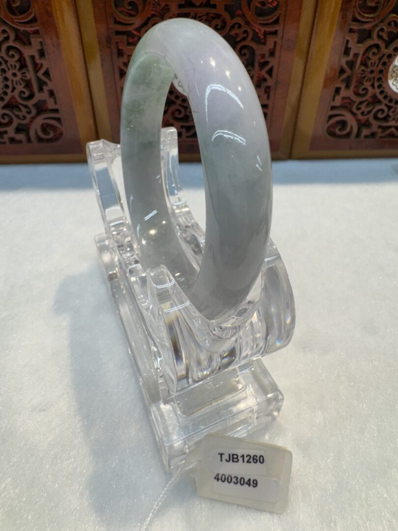 Certified Real Jade Bangle (Jadeite) #4003049 size 56mm - Image 6