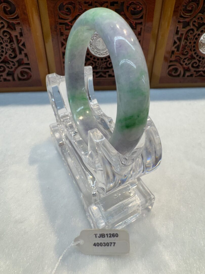 Certified Real Jade Bangle (Jadeite) #4003077 size 56mm - Image 6