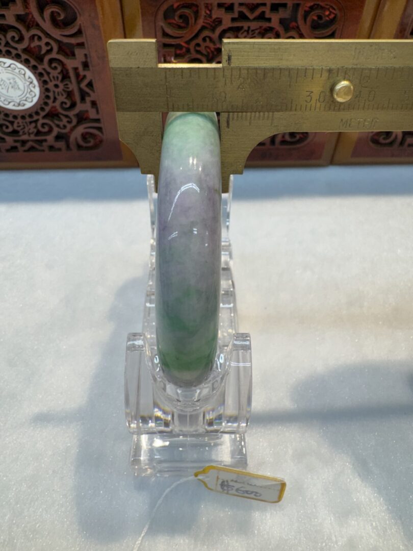 Certified Real Jade Bangle (Jadeite) #4003077 size 56mm - Image 7