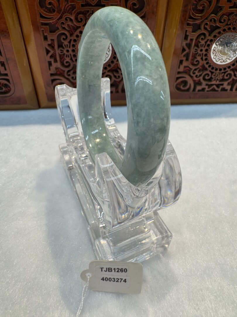 Certified Real Jade Bangle (Jadeite) #4003274 size 55mm - Image 4