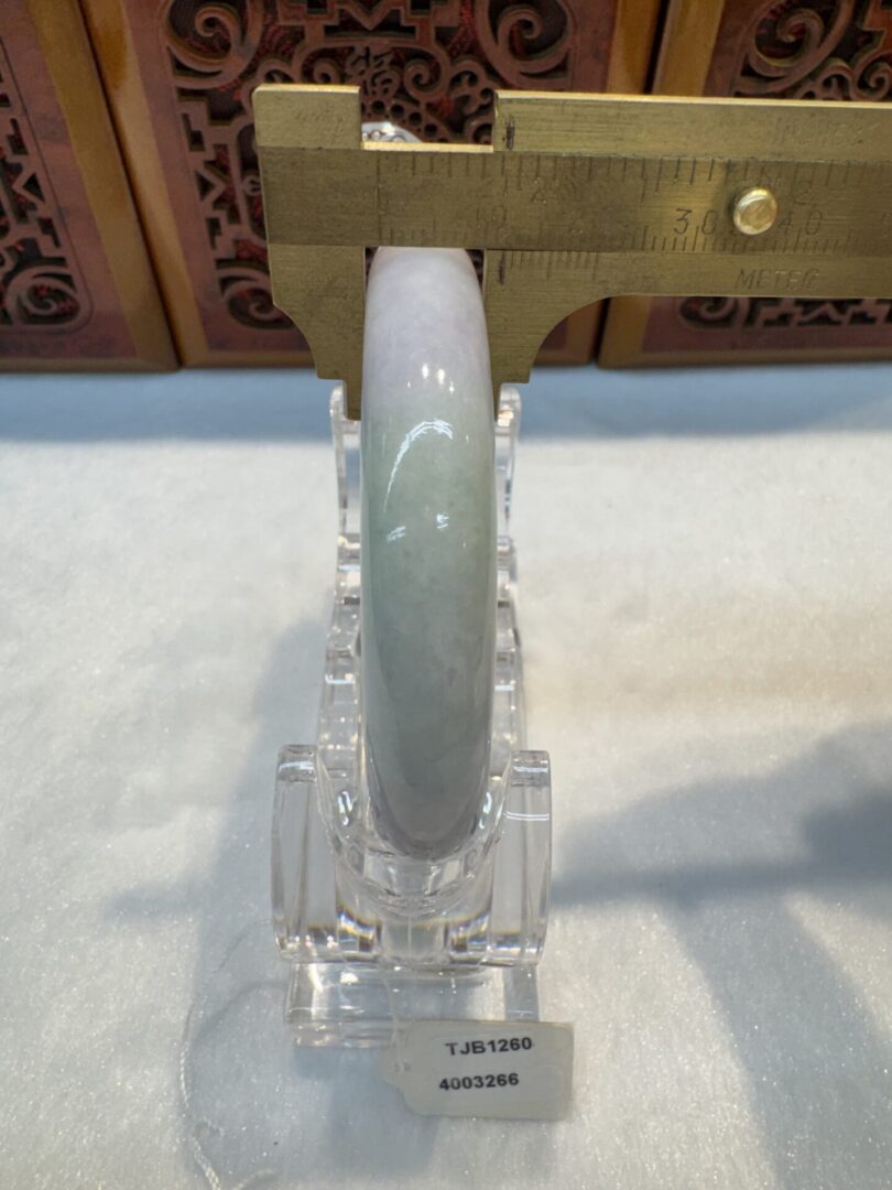 Certified Real Jade Bangle (Jadeite) #4003266 size 55mm - Image 3