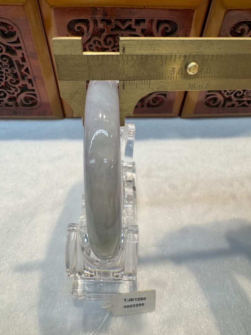 Certified Real Jade Bangle (Jadeite) #4003295 size 55mm - Image 3