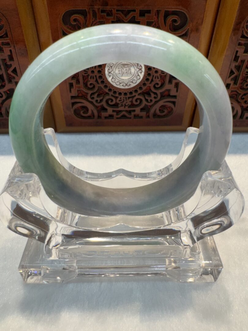 Certified Real Jade Bangle (Jadeite) #4003108 size 57mm - Image 7