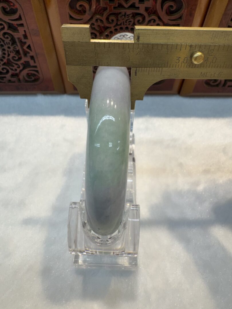 Certified Real Jade Bangle (Jadeite) #4003108 size 57mm - Image 3