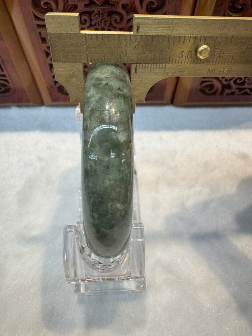 Certified Real Jade Bangle (Jadeite) #4003563 size 58mm - Image 3