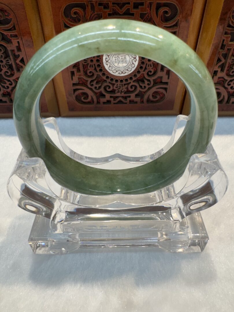 Certified Real Jade Bangle (Jadeite) #4003650 size 58mm - Image 3