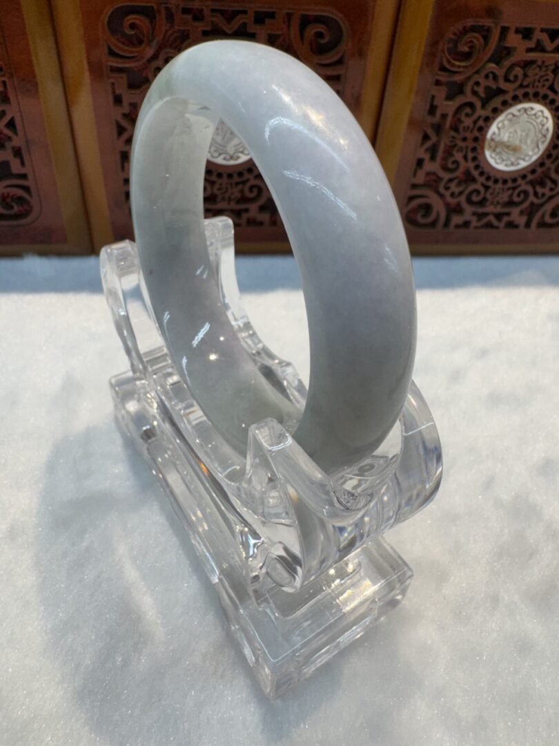 Certified Real Jade Bangle (Jadeite) #4003655 size 58mm - Image 4