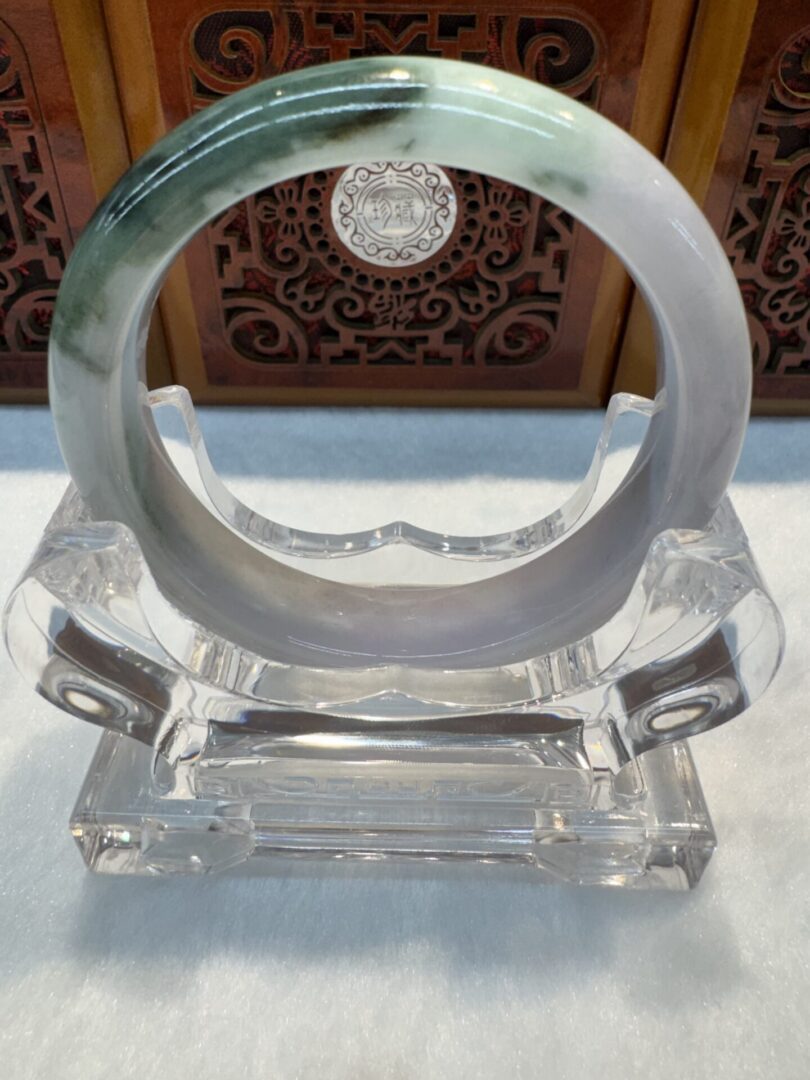 Certified Real Jade Bangle (Jadeite) #4003665 size 58mm - Image 7