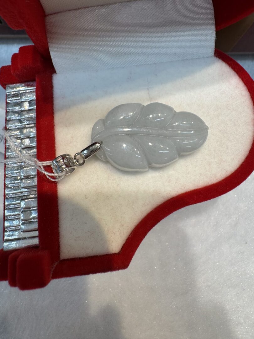 Real Jade Leaf Pendant (Silver Clasp)