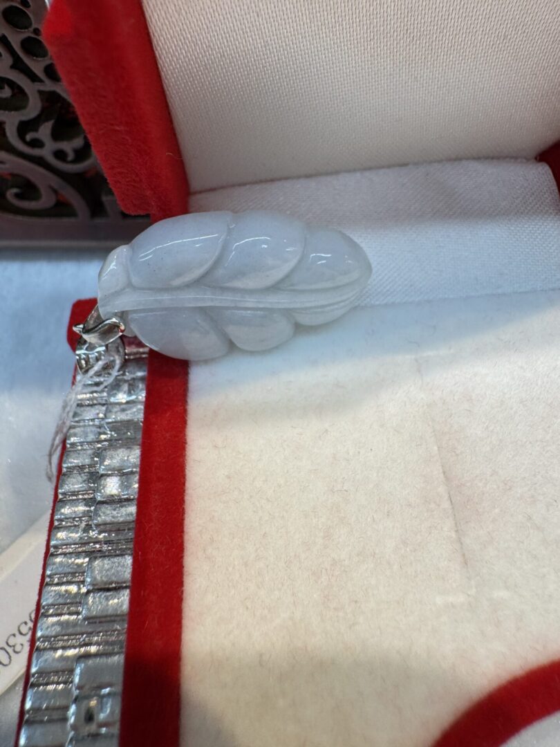 Real Jade Leaf Pendant (Silver Clasp) - Image 2