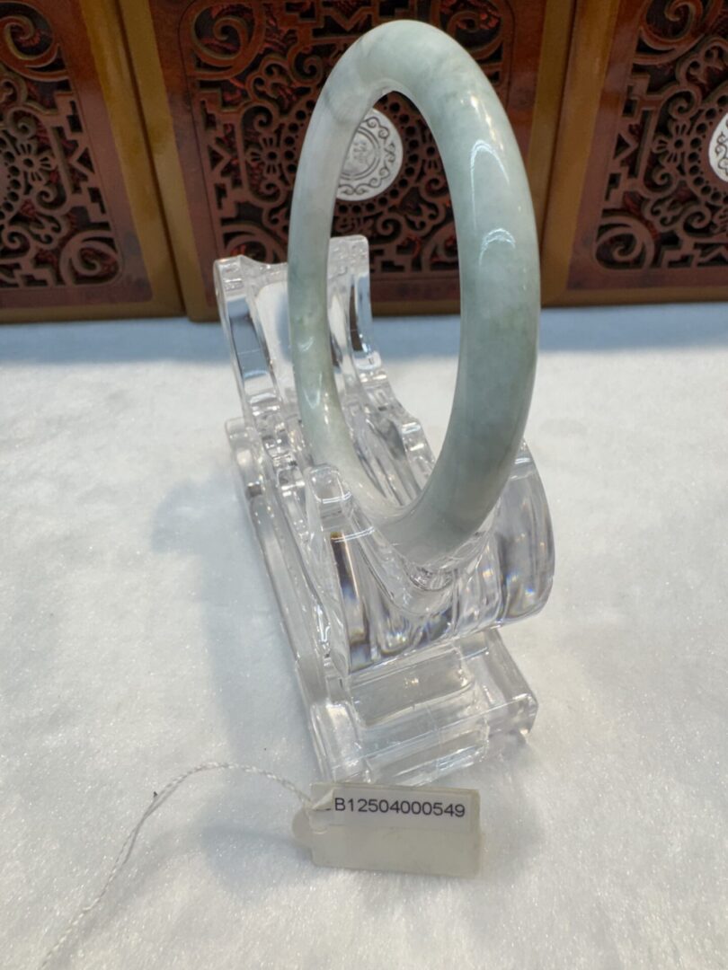 Certified Real Jade Bangle (Jadeite) #4000549 size 59mm - Image 4