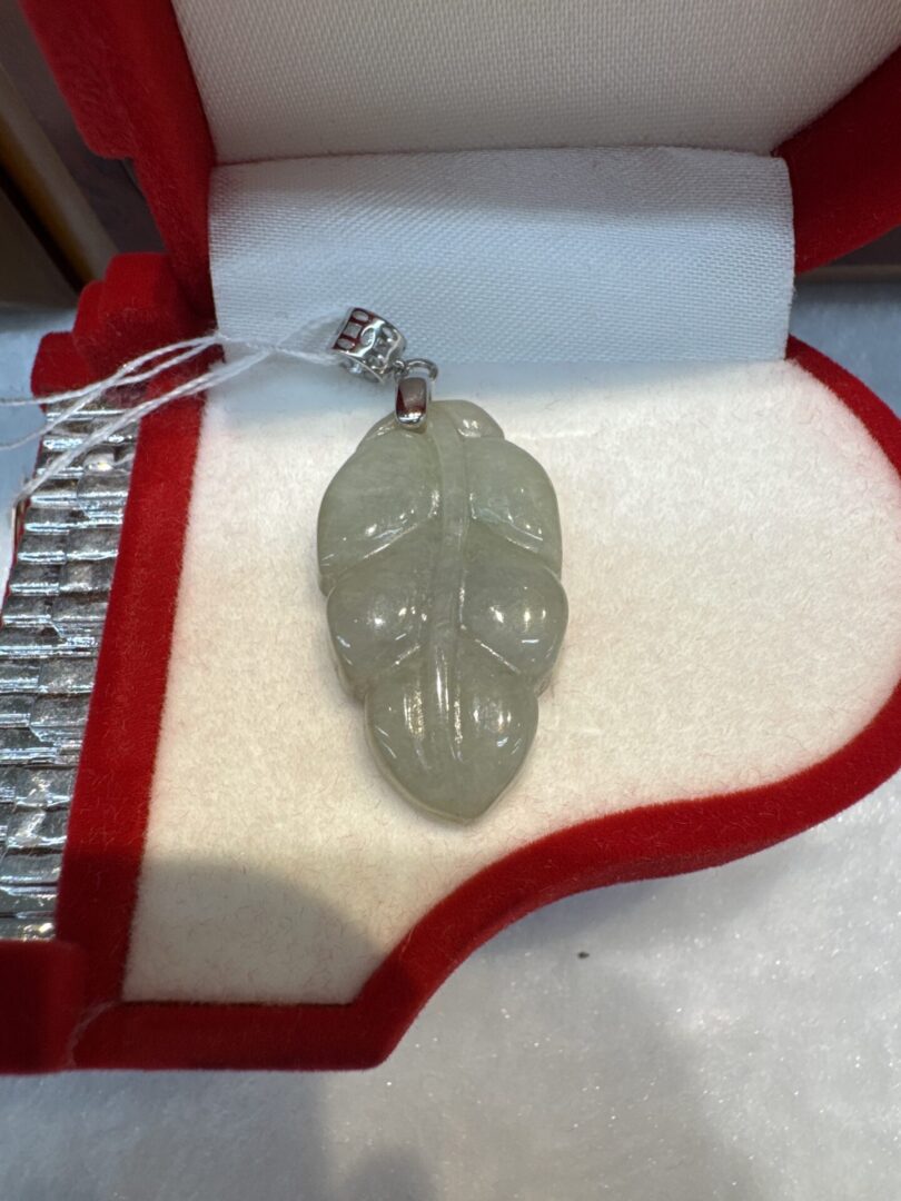 Real Jade Leaf Pendant (Silver Clasp)