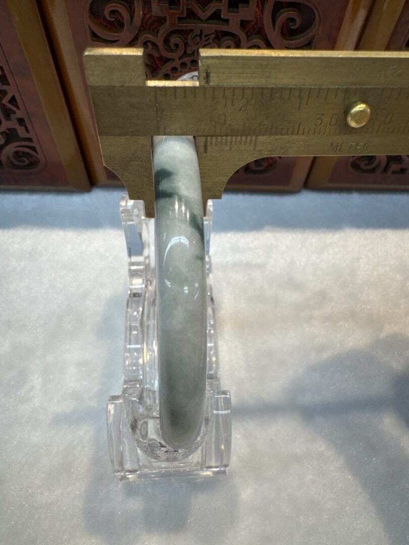 Certified Real Jade Bangle (Jadeite) #2002497 size 60mm - Image 3